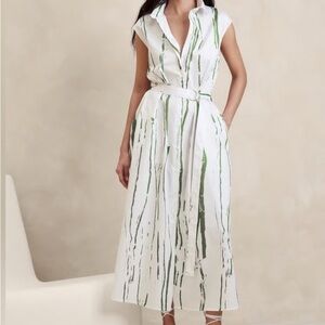 Banana Republic Green Print Poplin Midi Shirt Dress Size XS/S worn once.